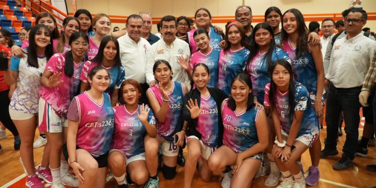 Inaugura Dámaso Anaya el Primer Torneo de la Liga Deportiva “UAT Transforma”