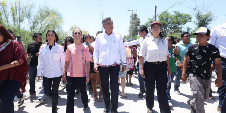 La presidenta Claudia y el gobernador Américo visitan a damnificados de Reynosa