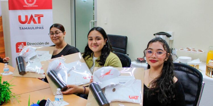 Seleccionan a estudiantes de la UAT en programa internacional de Disney