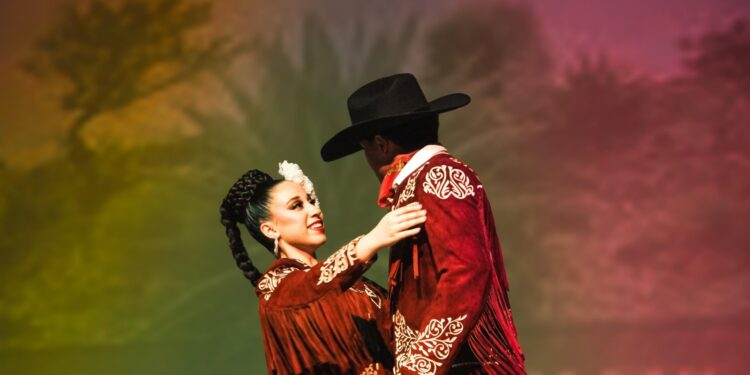 Presenta Injuve Tamaulipas obra de teatro “Memorias de un Pueblo” en Ciudad Victoria