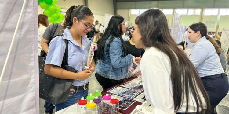 Con enfoque humanista, se impulsa el empleo para las mujeres tamaulipecas en la Feria Nacional del Empleo 2025