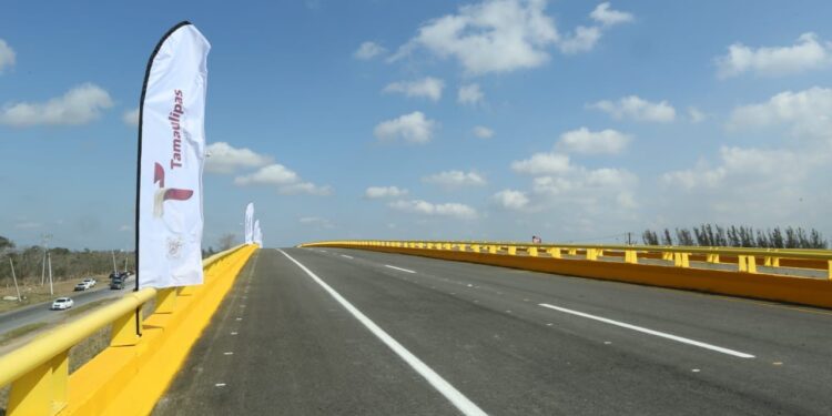 Inaugura Américo nuevo puente «La Esperanza», en Altamira