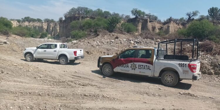 Apoya Guardia Estatal en traslado de presuntos restos de mamut encontrados en Tula