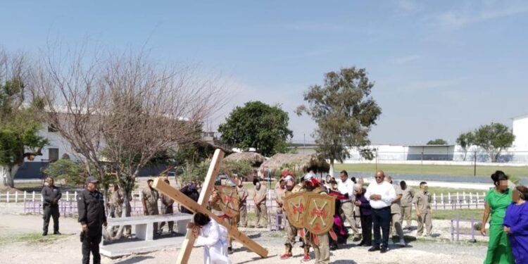 PPLs del CEDES Reynosa reviven la Pasión de Cristo