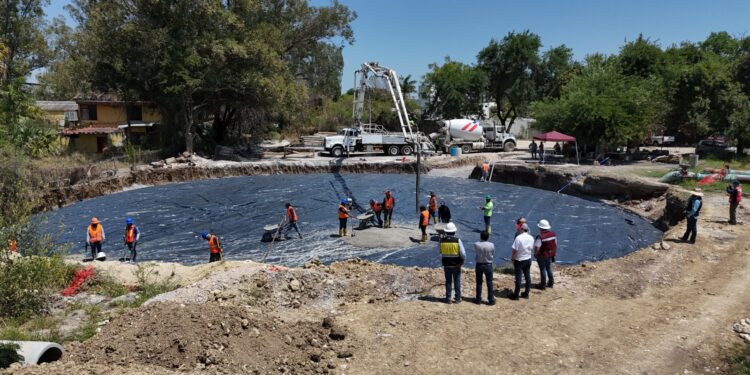 Impacta a visitantes “El Zacatón”, el cenote más profundo del planeta