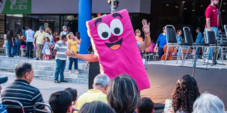 Disfrutan  niñas, niños y familias  de la Celebración de las Infancias 2025 del ITCA, con temática artística y cultural