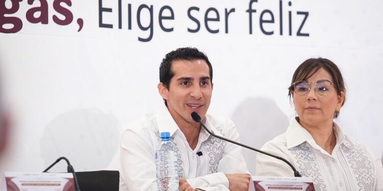 Asiste director del INDE a primera sesión ordinaria del SINADE en Acapulco