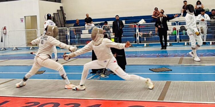 Regina Pedraza, orgullo de la UAT, brilla en el nacional de esgrima 2025