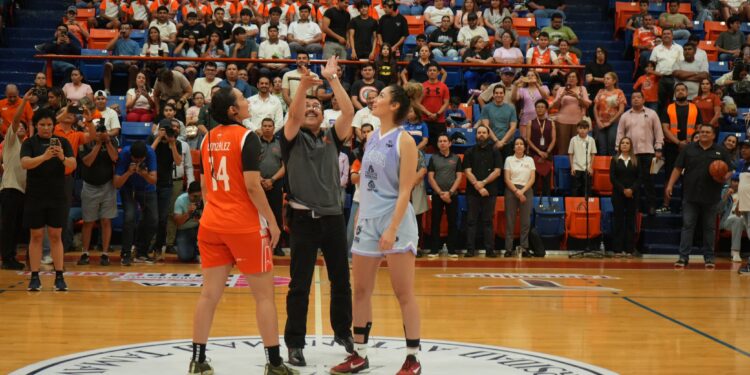 Rector de la UAT inaugura la  temporada 2025 de la LNBP Femenil