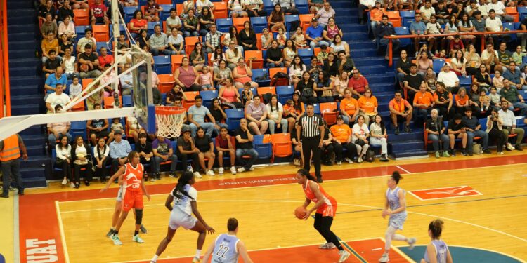 Rector de la UAT inaugura la  temporada 2025 de la LNBP Femenil