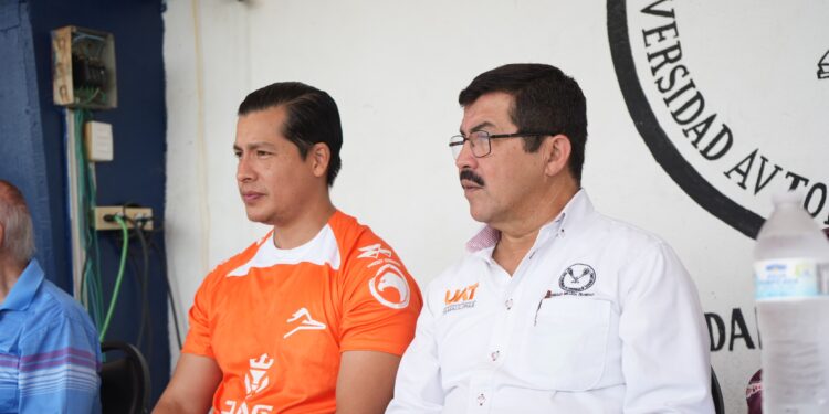 Aventaja Correcaminos en la ida del campeón de campeones de la Liga Premier