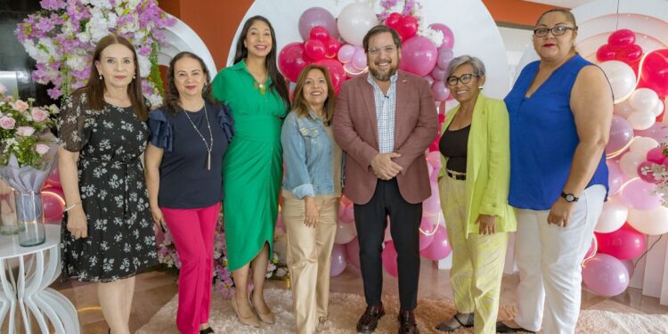 Celebra y reconoce SET a madres trabajadoras