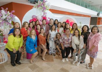 Celebra y reconoce SET a madres trabajadoras