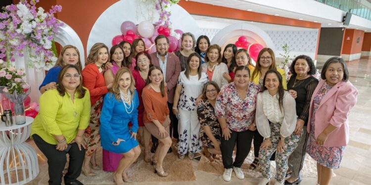 Celebra y reconoce SET a madres trabajadoras