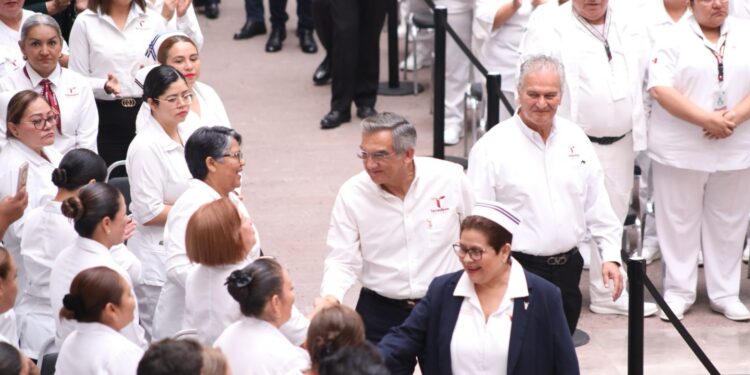 Impulsa Américo mejores condiciones laborales para personal de enfermería en Tamaulipas