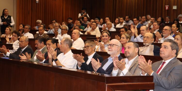 Fortalece la UAT calidad de la enseñanza en Ingeniería