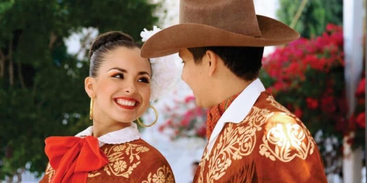 Llama Turismo a participar en concurso de foto y dibujo