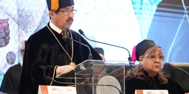 Reconoce la UAT vocación y trayectoria académica de sus docentes
