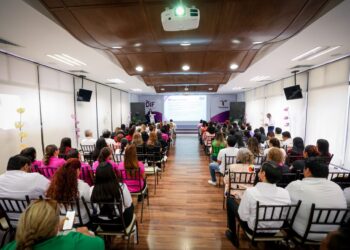 DIF Tamaulipas presenta ciclo de conferencias sobre el derecho de adultos mayores a una vida libre de violencia