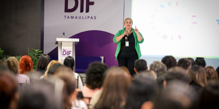 DIF Tamaulipas presenta ciclo de conferencias sobre el derecho de adultos mayores a una vida libre de violencia
