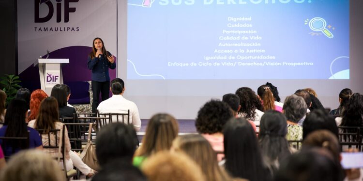 DIF Tamaulipas presenta ciclo de conferencias sobre el derecho de adultos mayores a una vida libre de violencia