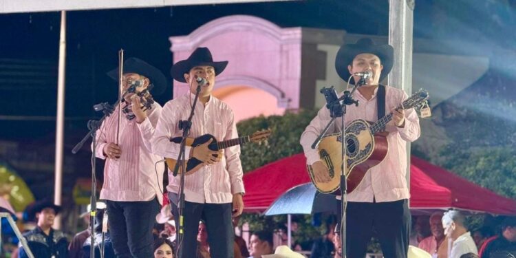 Vibró el municipio de González al son del huapango: Turismo