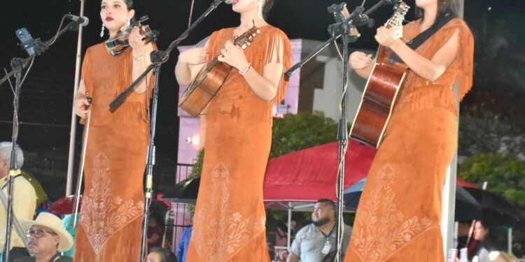 Vibró el municipio de González al son del huapango: Turismo