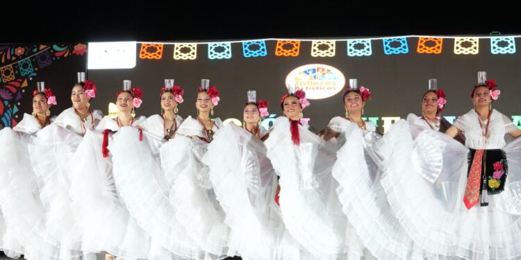 Celebra la UAT festivales de los talleres artísticos en Victoria y Tampico