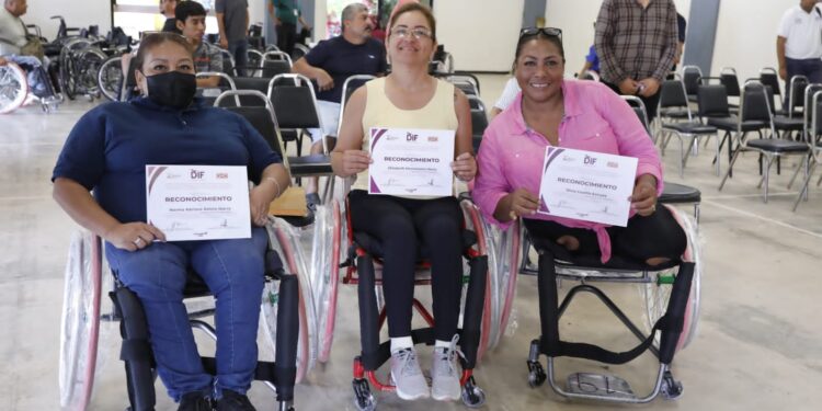 Realiza DIF Tamaulipas segunda capacitación y donación de sillas de ruedas para personas discapacitadas