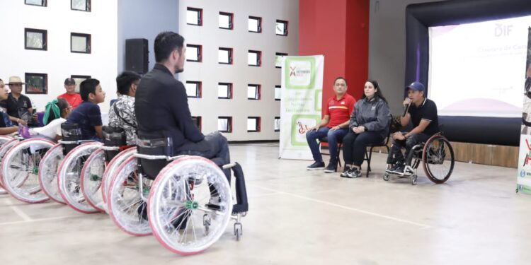 Realiza DIF Tamaulipas segunda capacitación y donación de sillas de ruedas para personas discapacitadas