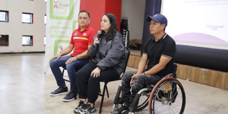 Realiza DIF Tamaulipas segunda capacitación y donación de sillas de ruedas para personas discapacitadas