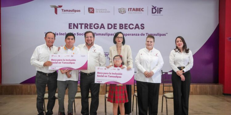 Entrega DIF Tamaulipas más de 1,800 becas a niñas, niños y jóvenes en situación de vulnerabilidad