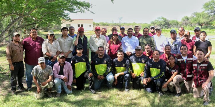 Instruyen a municipios en protocolos para manejo de cocodrilos