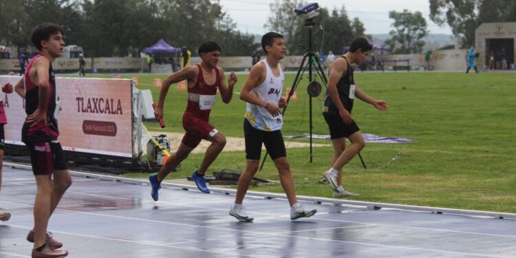 Jornada histórica para el atletismo de Tamaulipas; conquistan oro y récord nacional en relevo combinado