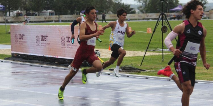 Jornada histórica para el atletismo de Tamaulipas; conquistan oro y récord nacional en relevo combinado