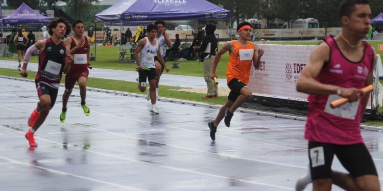 Jornada histórica para el atletismo de Tamaulipas; conquistan oro y récord nacional en relevo combinado