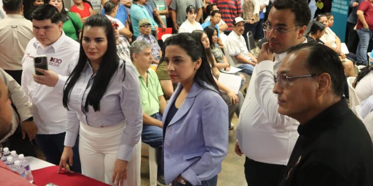 Desarrollan primera Feria del Empleo en Díaz Ordaz