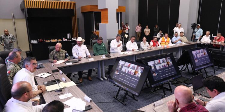 Ordena gobernador Américo Villarreal reforzar acciones preventivas ante tormenta Barry; se esperan fuertes lluvias