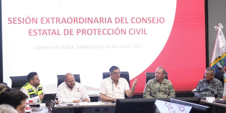 Ordena gobernador Américo Villarreal reforzar acciones preventivas ante tormenta Barry; se esperan fuertes lluvias
