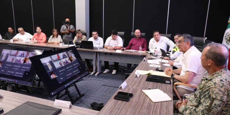 Ordena gobernador Américo Villarreal reforzar acciones preventivas ante tormenta Barry; se esperan fuertes lluvias