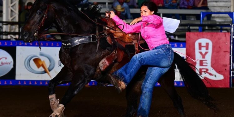 Histórico tercer lugar mundial para tamaulipeco Alejandro Anaya en rodeo