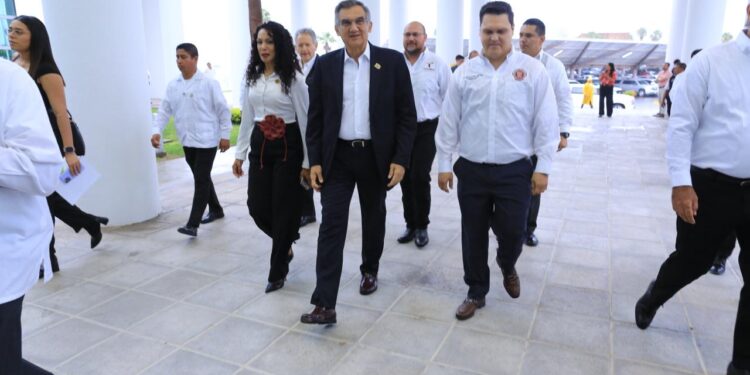 Reconoce Américo Villarreal labor del Congreso como aliado de la transformación