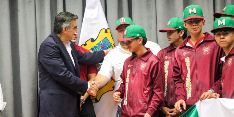 Abanderó gobernador Américo Villarreal a beisbolistas tamaulipecos rumbo a Torneo Latinoamericano