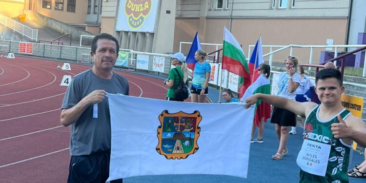 Alex “La Flecha” Avilés rompe récord mundial y se corona doble campeón en el Abierto Europeo de Atletismo para atletas con Síndrome de Down