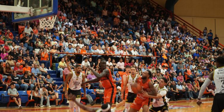 Dámaso Anaya pone en marcha la temporada 2025 de la LNBP varonil