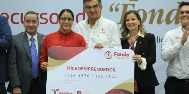 “El desarrollo debe llegar a todas partes”: Américo Villarreal entrega apoyos a emprendedores por más de 33 MDP