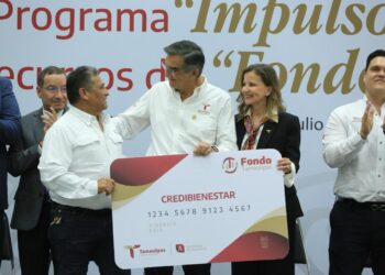 “El desarrollo debe llegar a todas partes”: Américo Villarreal entrega apoyos a emprendedores por más de 33 MDP