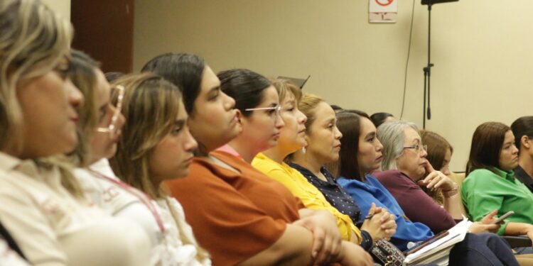 Desarrolla Secretaría del Trabajo y Previsión Social, “Cartilla de los Derechos de las Mujeres”