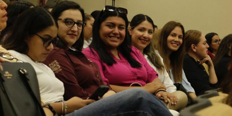 Desarrolla Secretaría del Trabajo y Previsión Social, “Cartilla de los Derechos de las Mujeres”