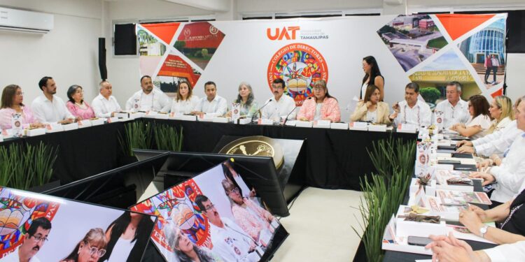 Entrega rector de la UAT modernos laboratorios a la UAM Matamoros